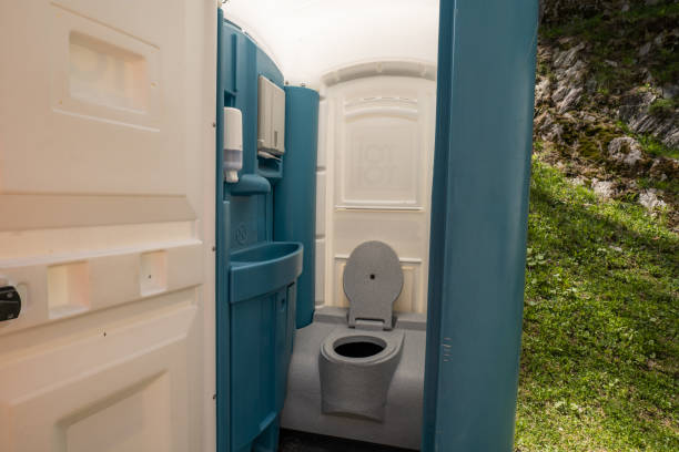 Portable Toilet Options We Offer in Michigan Center, MI