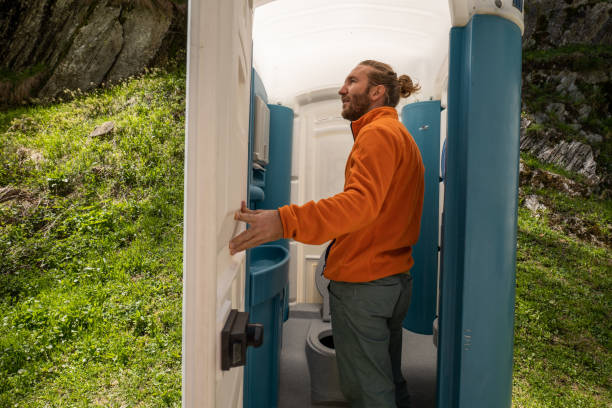 Best Porta potty rental near me  in Chigan Center, MI